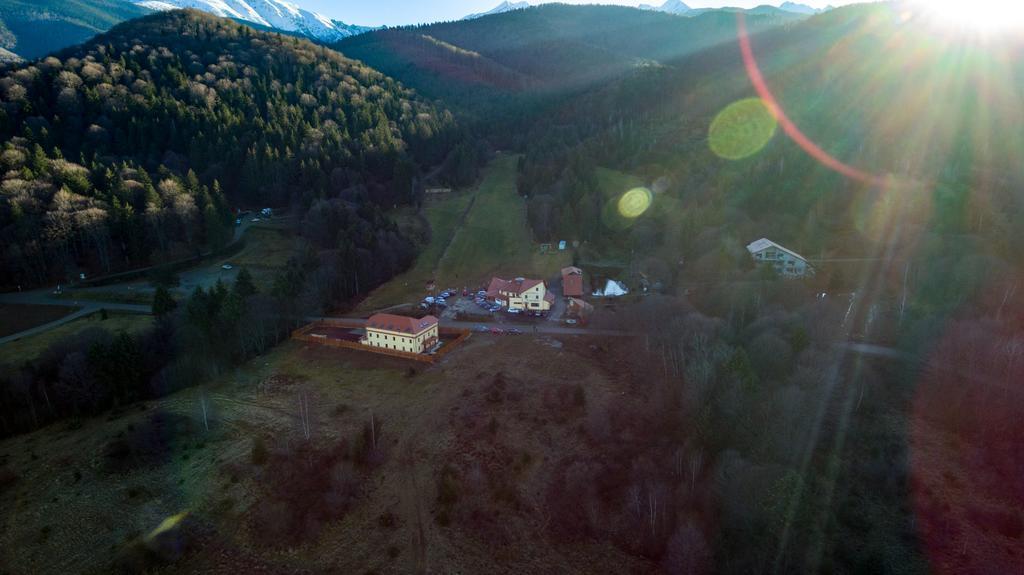 Pensiunea Casa Zmeilor Dragus エクステリア 写真